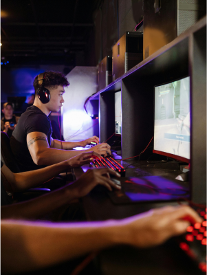 Bursa Playstation Cafe - Dekor